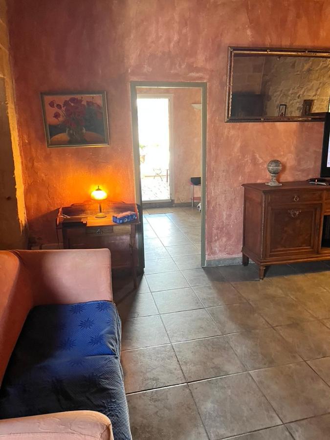 La Maison Sur La Place Aigues-Mortes Exteriör bild