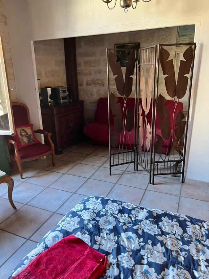 La Maison Sur La Place Aigues-Mortes Exteriör bild